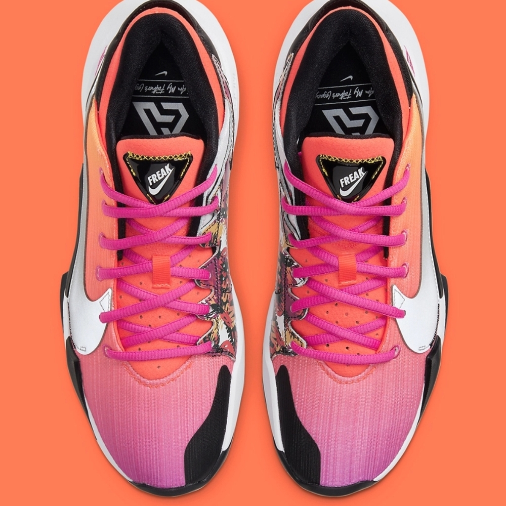 Nike Sneakers - Picture 7 of 17